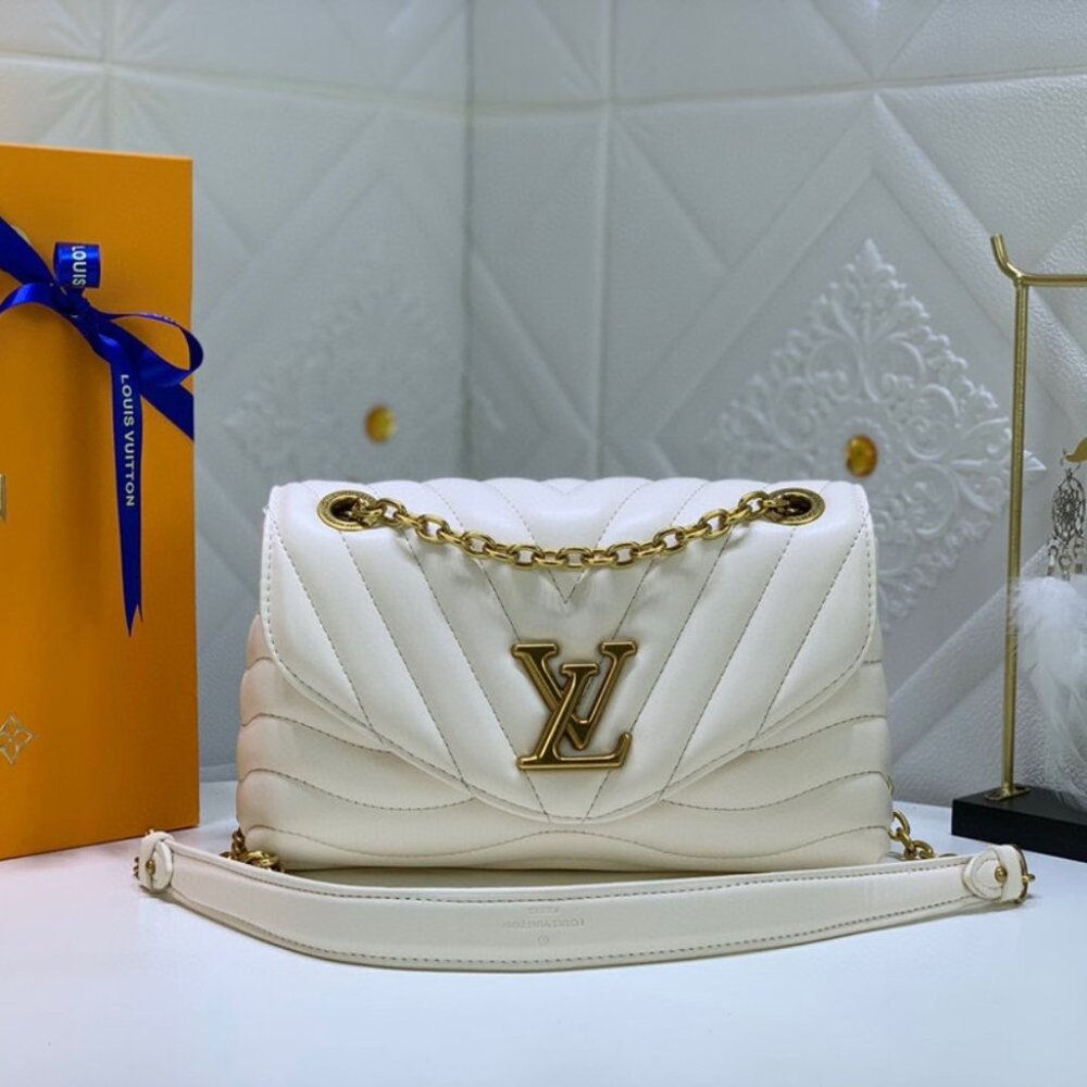 AUTHENTIC louis vuitton bag